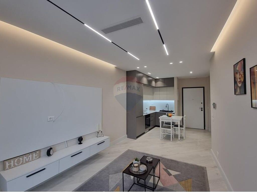 APARTAMENT 2+1+PARKIM PER QIRA TE LAKE VIEW 1500€