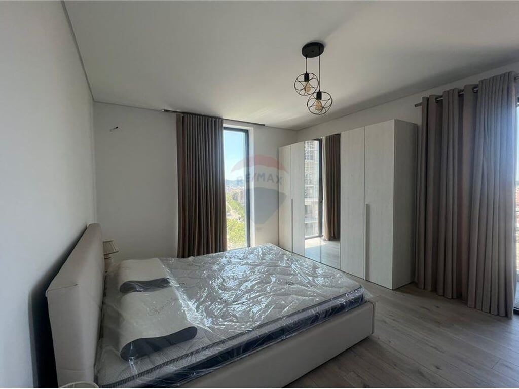 Apartament 2+1 me qera tek Rruga e Kavajes!