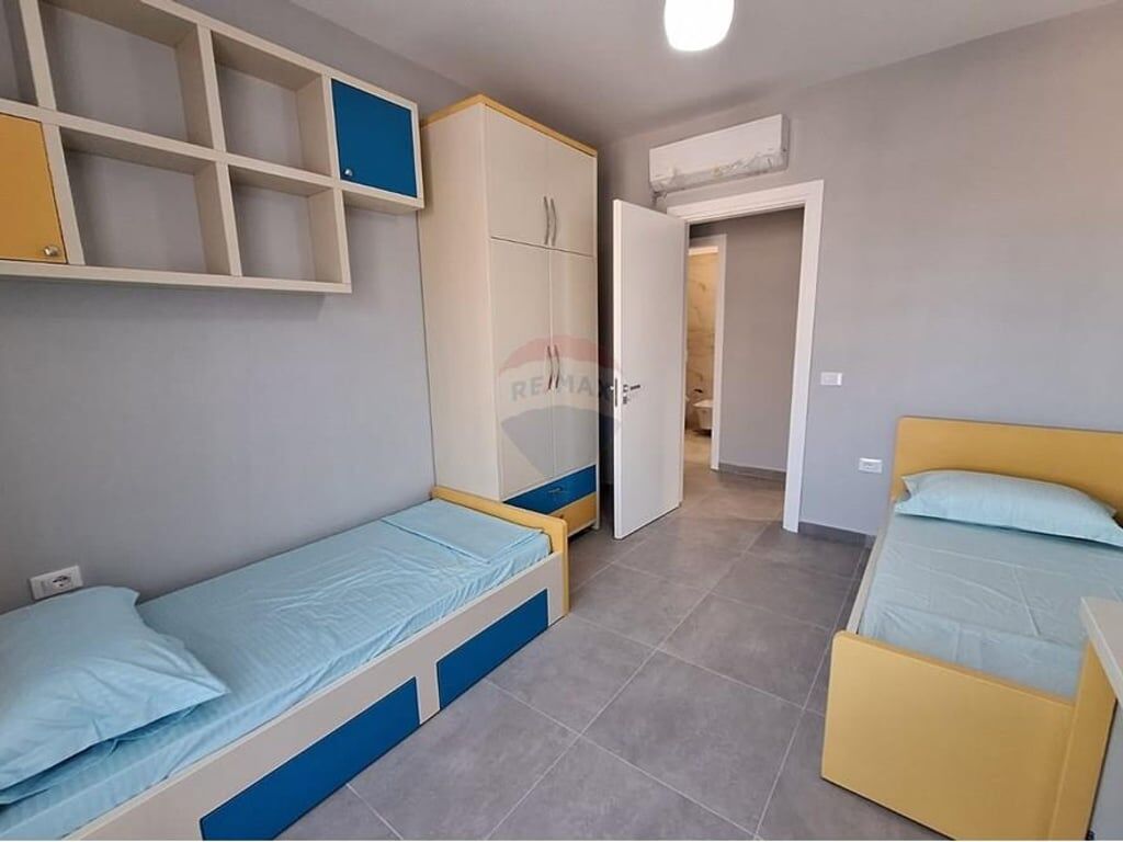 APARTAMENT 2+1 ME PARKIM TEK STACIONI TRENIT