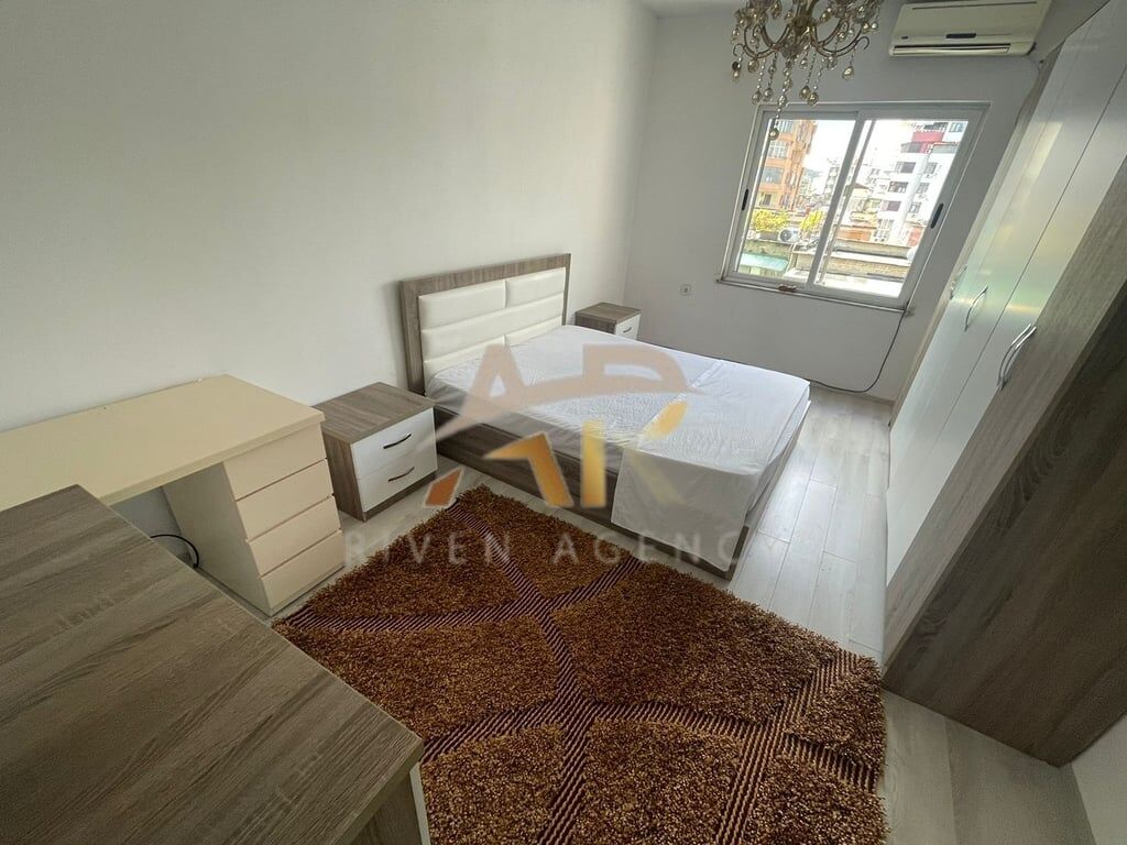 Jepet me qera Apartament 2+1 ne Bllok
