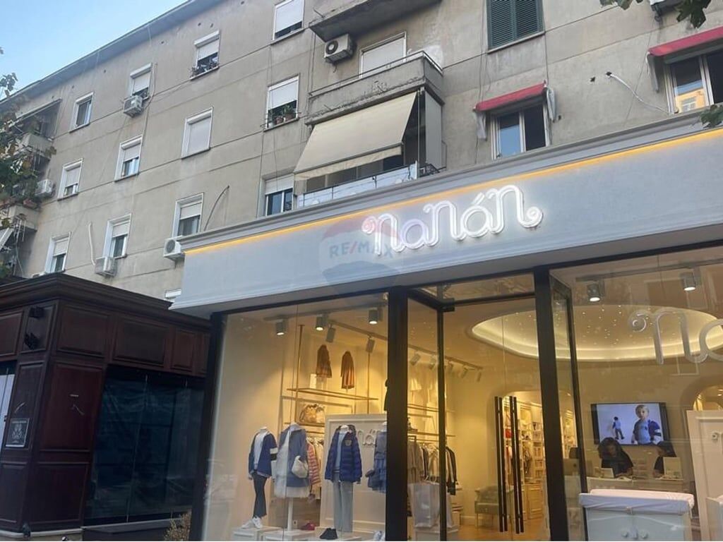 APARTAMENT 3+1+2 PER SHITJE NE BLLOK