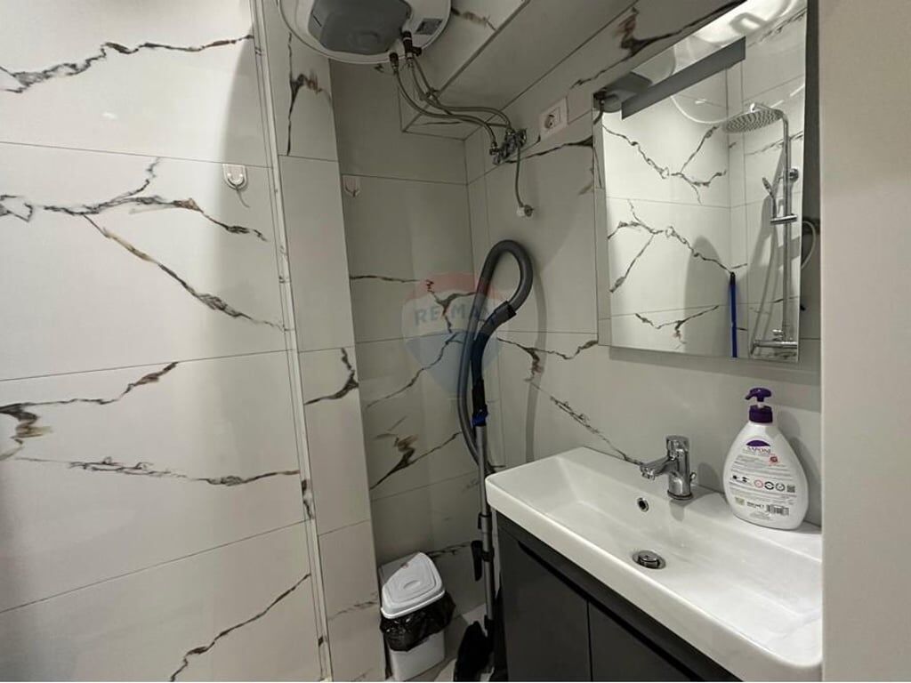 Jepet me qira apartament 1+1 ne Bllok