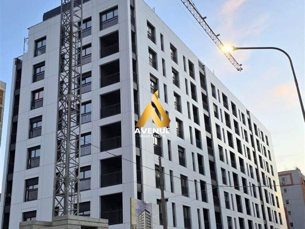 1+1 APARTMENT FOR SALE ON BULEVARDI I RI