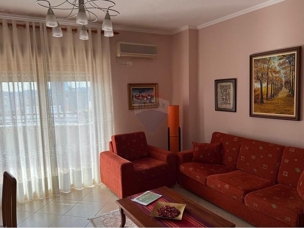 Apartament 1+1 me Qira te 9 Kateshet
