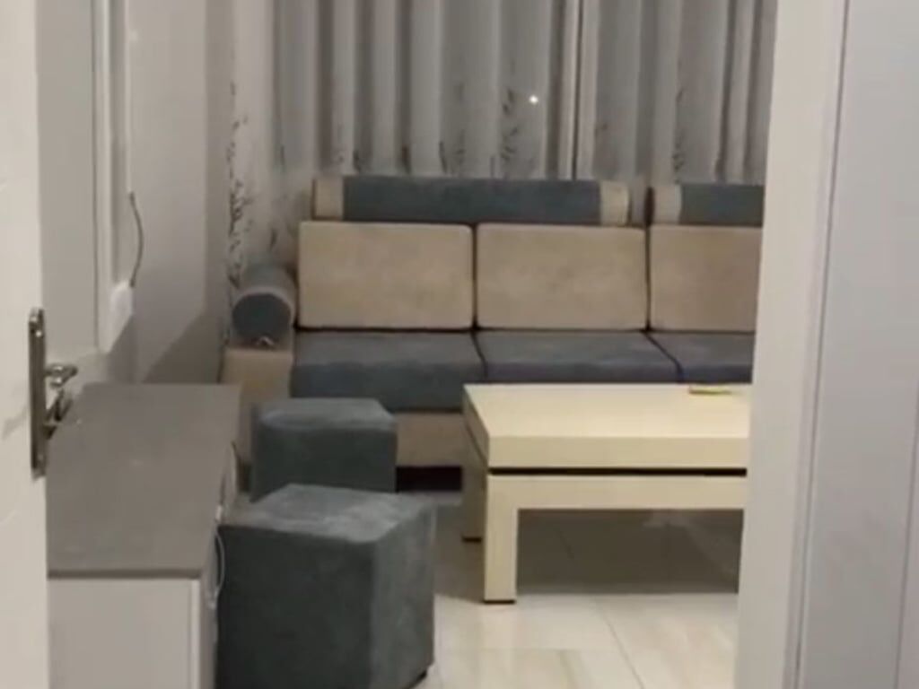 Jepet me qera Apartamenti 2+1+2,Astir prane Hotel Marinaj 450 mije leke