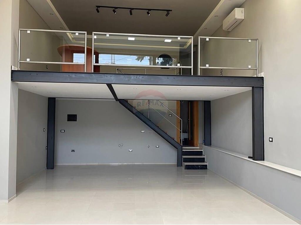 Jepet me qera njesi biznesi duplex