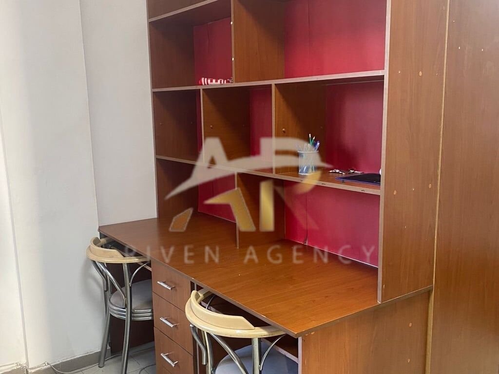 Jepet me qera apartament 1+1 te Mine Peza