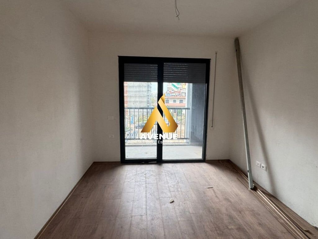 APARTAMENT 2+1+2 PËR SHITJE TEK BULEVARDI I RI , STACIONI I TRENIT , TIRANE