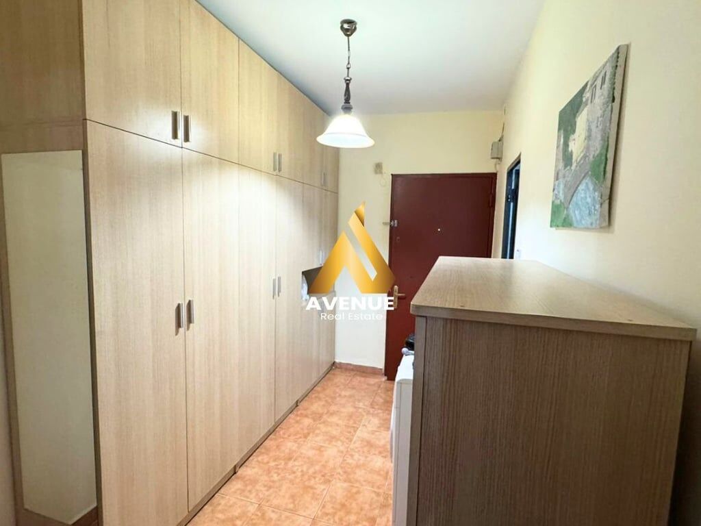 JEPET ME QIRA APARTMENT 1+1 PRANE PALLATIT ME SHIGJETA, TIRANE