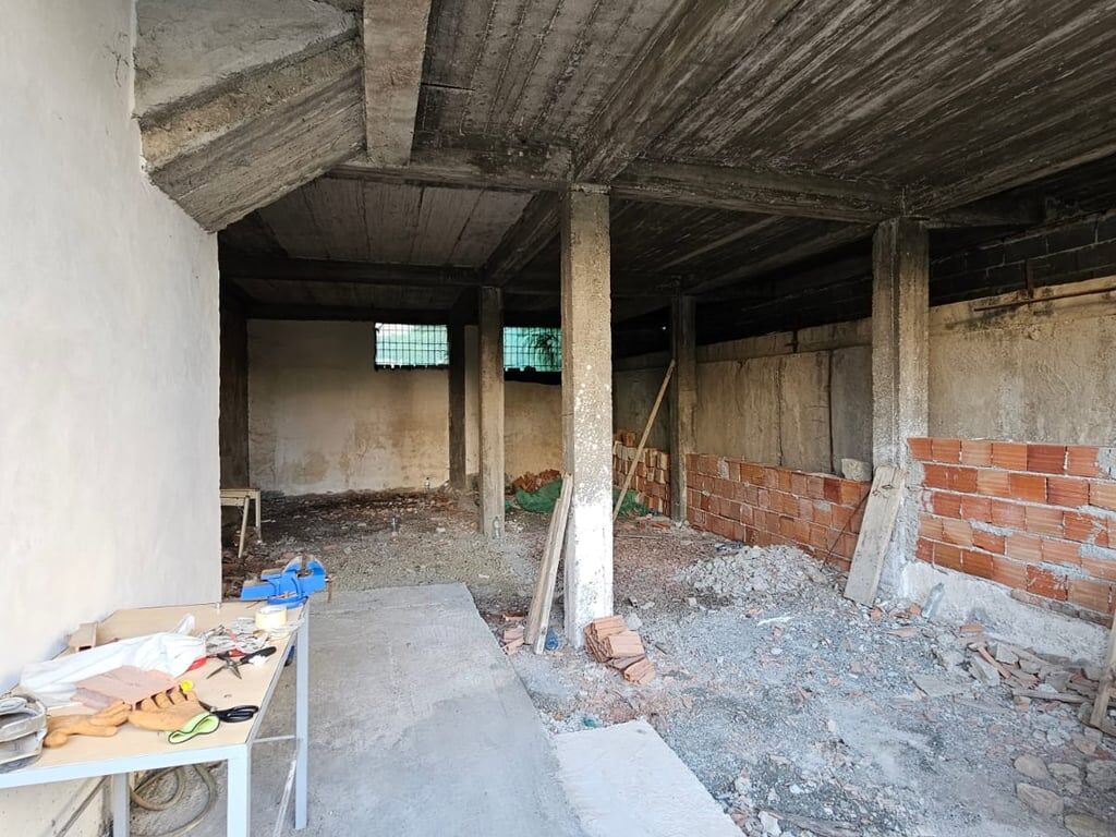 3-Storey Building for Sale Near the Stadium