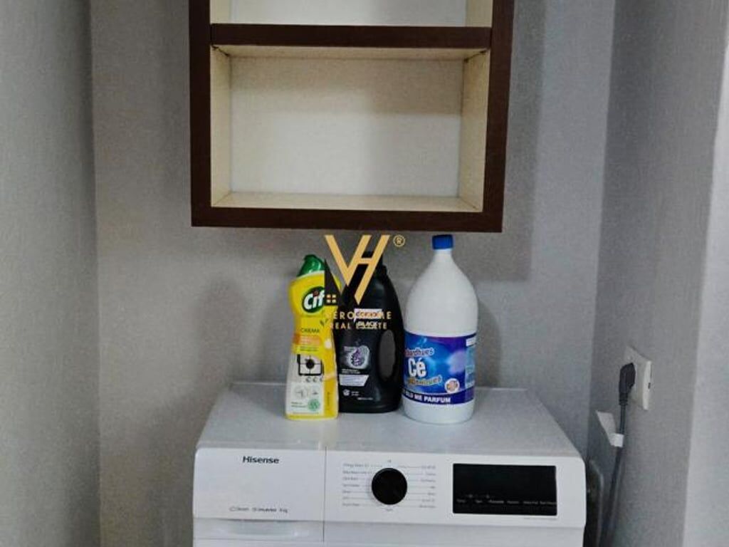 JEPET APARTAMENT 1+1+BLK ME QERA TE RRUGA E KAVAJES 45.000 LEKE
