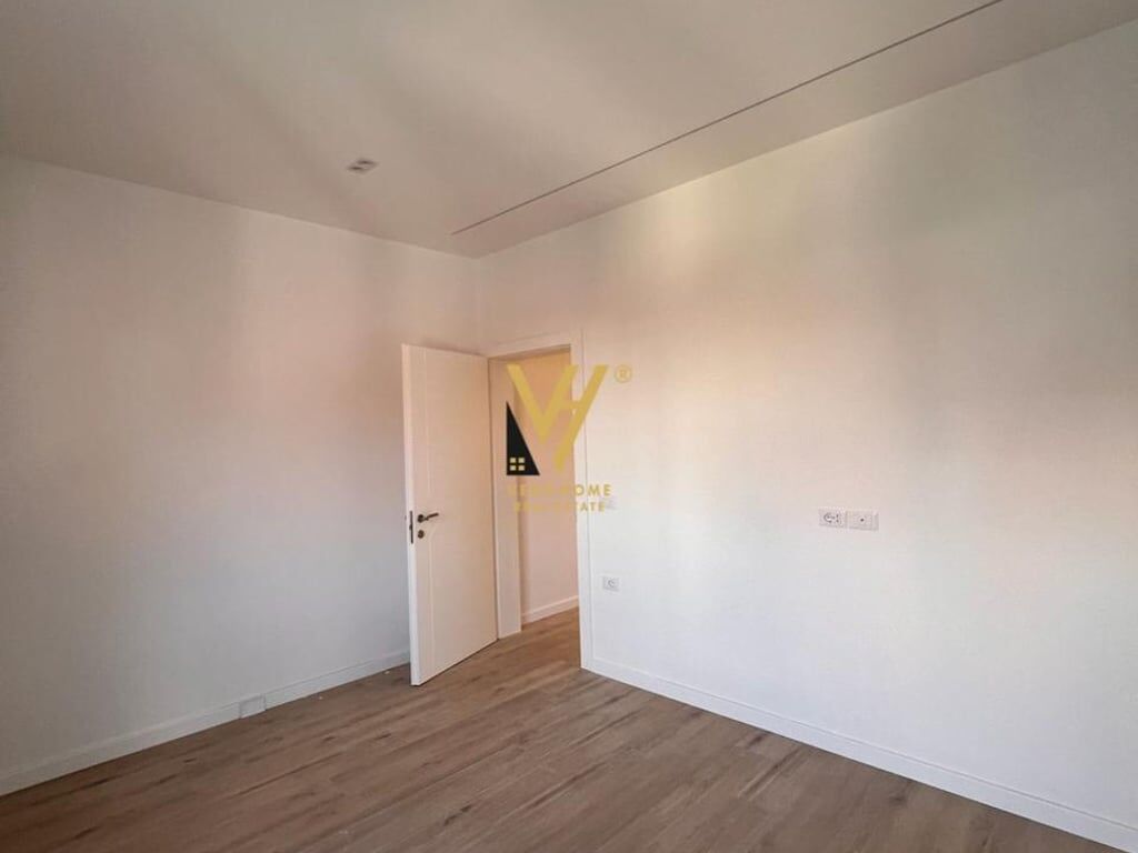 SHITET APARTAMENT 1+1+ BLK NE SELITE 180.000 EURO