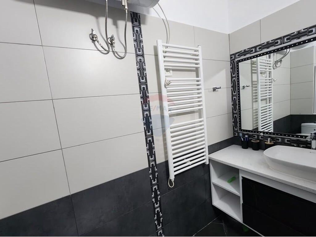 Apartament 2+1 per qira te Kodra e Diellit!