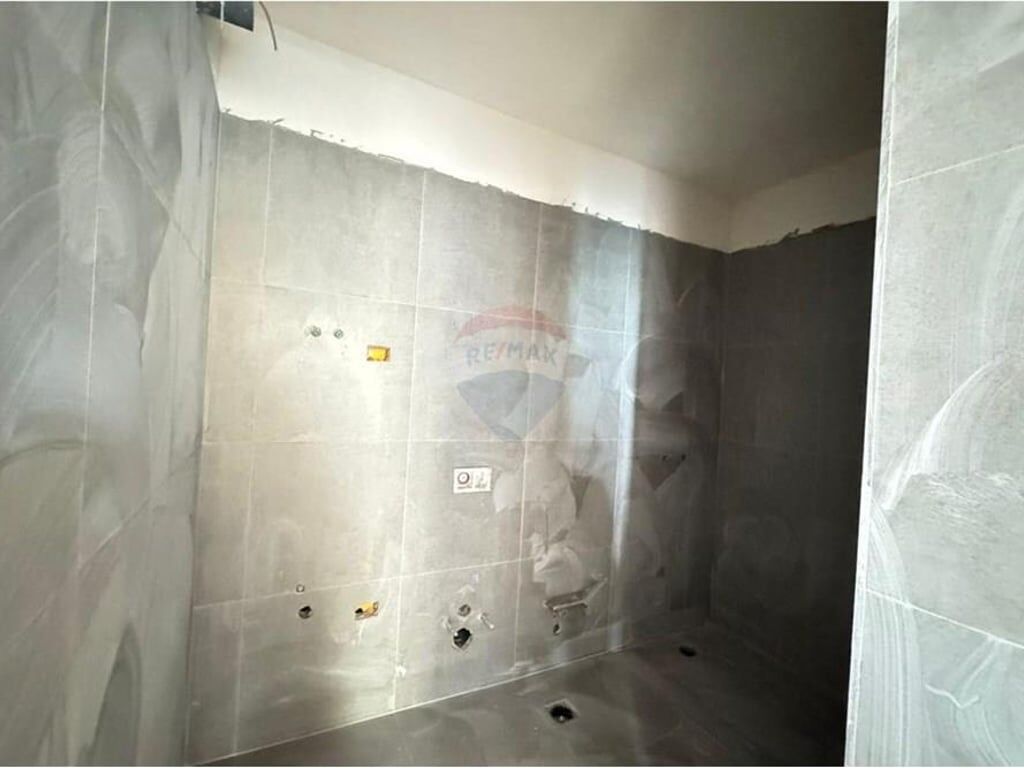 APARTAMENT 1+1 NE SHITJE TEK MINE PEZA