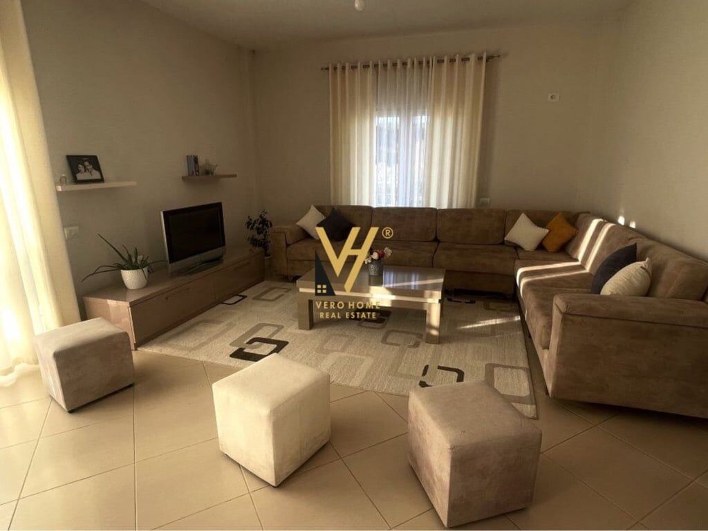 VILLA A 2 PIANI IN AFFITTO A MJULL BATHORE 2.500 EURO