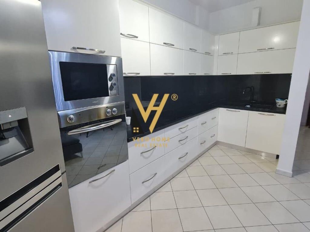 APPARTAMENTO 2+1+2 IN AFFITTO VICINO AL GIARDINO ZOOLOGICO 700 EURO