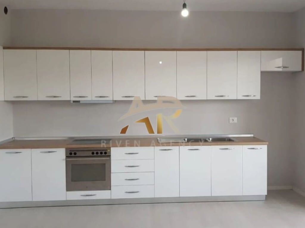Jepet me qera apartament 2+1+2 Astir