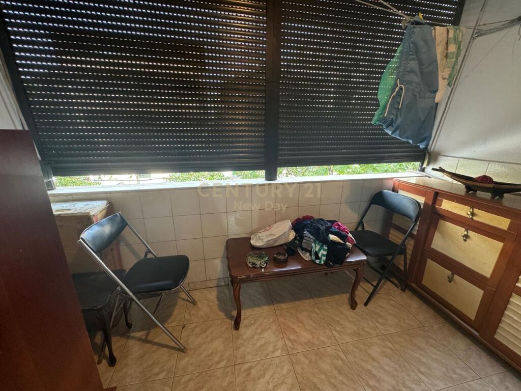 JEPET ME QIRA APARTAMENT 2+1 PRANE KAZAZIT!