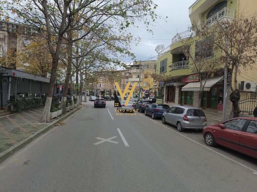 NEGOZIO IN AFFITTO 45 M2 SU VIA MINE PEZA 70.000 LEK