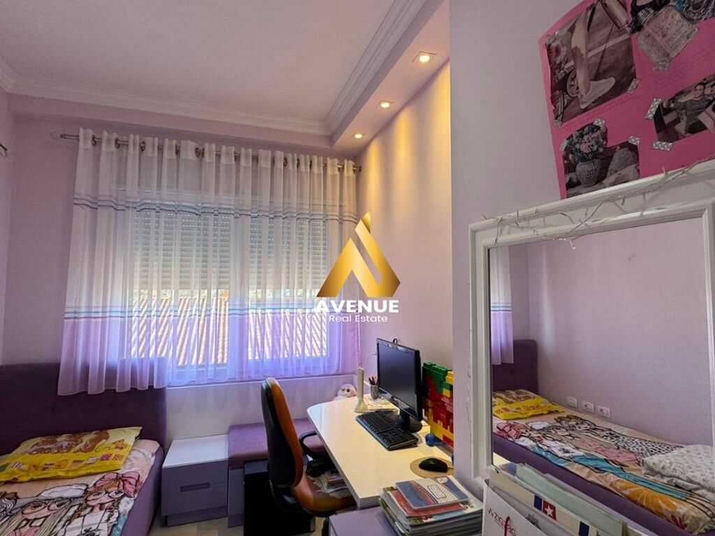 FOR SALE 3+1+2 APARTMENT, FURNISHED, LIQENI I THATE, NEAR RADISON HOTEL, TIRANA