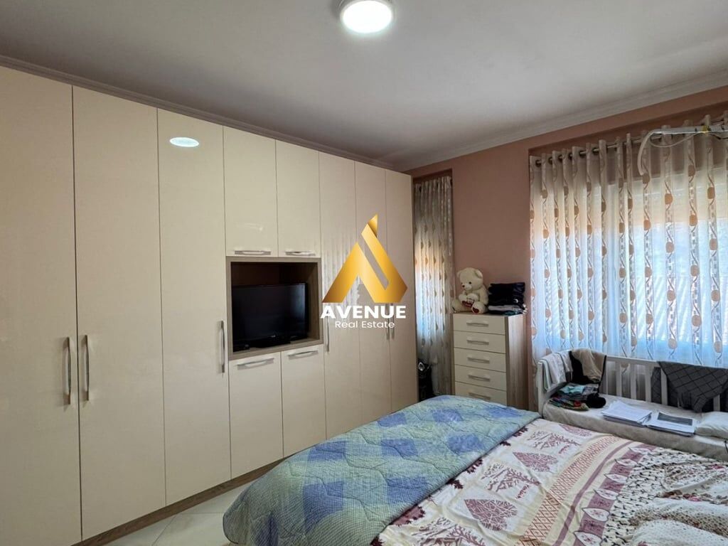 FOR SALE 3+1+2 APARTMENT, FURNISHED, LIQENI I THATE, NEAR RADISON HOTEL, TIRANA