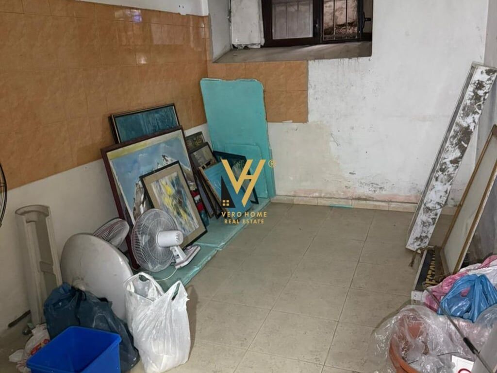 SPAZIO COMMERCIALE DI 70 M2 IN AFFITTO IN BLOCCO 600 EURO