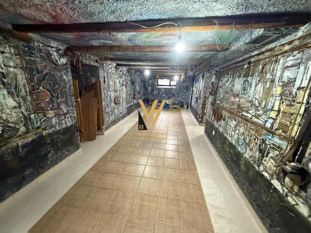 SPAZIO COMMERCIALE DI 70 M2 IN AFFITTO IN BLOCCO 600 EURO