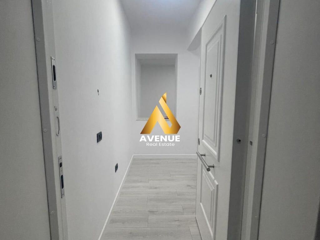 LOCALE COMMERCIALE IN AFFITTO, MYSLYM SHYRI, TIRANA