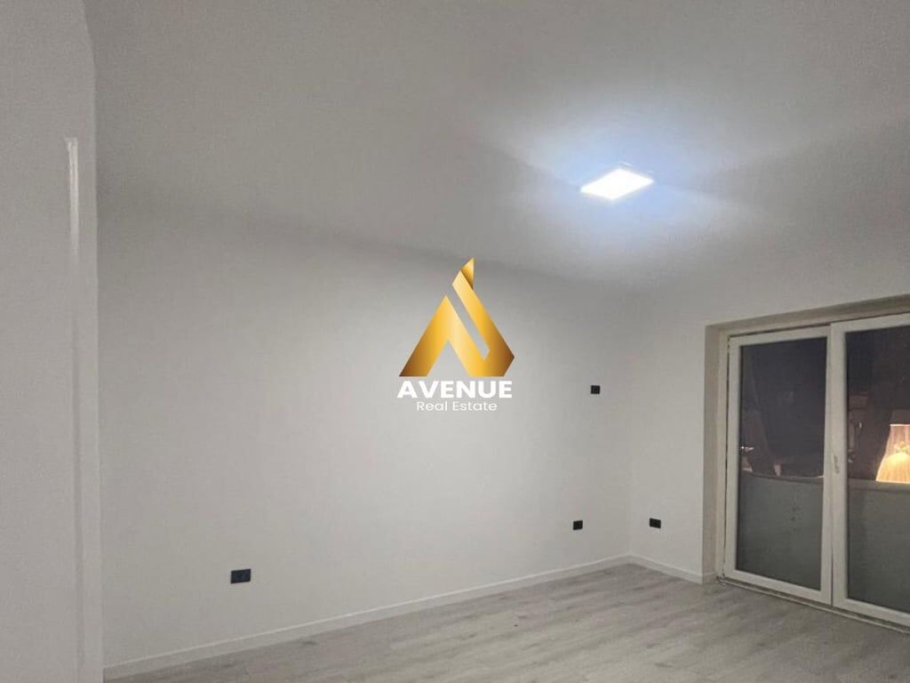 LOCALE COMMERCIALE IN AFFITTO, MYSLYM SHYRI, TIRANA