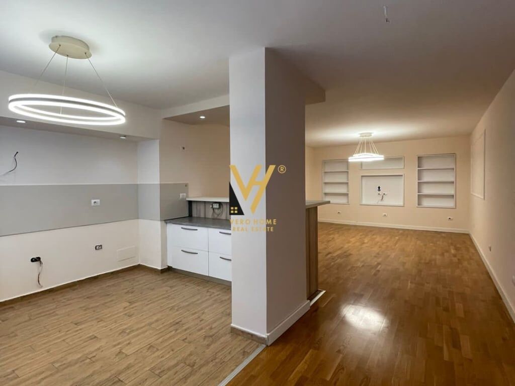 Office for Rent 145 M2 Near the Zoo 950 Euro