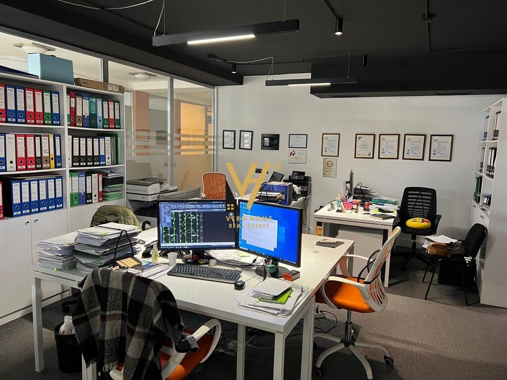 OFFICE FOR RENT 75 M2 IN NEW MARKET 750 EURO
