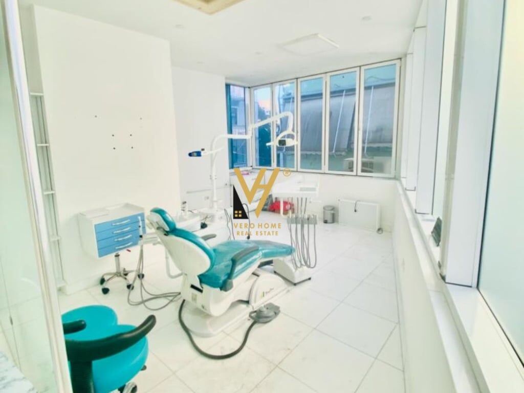JEPET KLINIKE DENTARE ME QERA TEK RRUGA SAMI FRASHERI 790 EURO