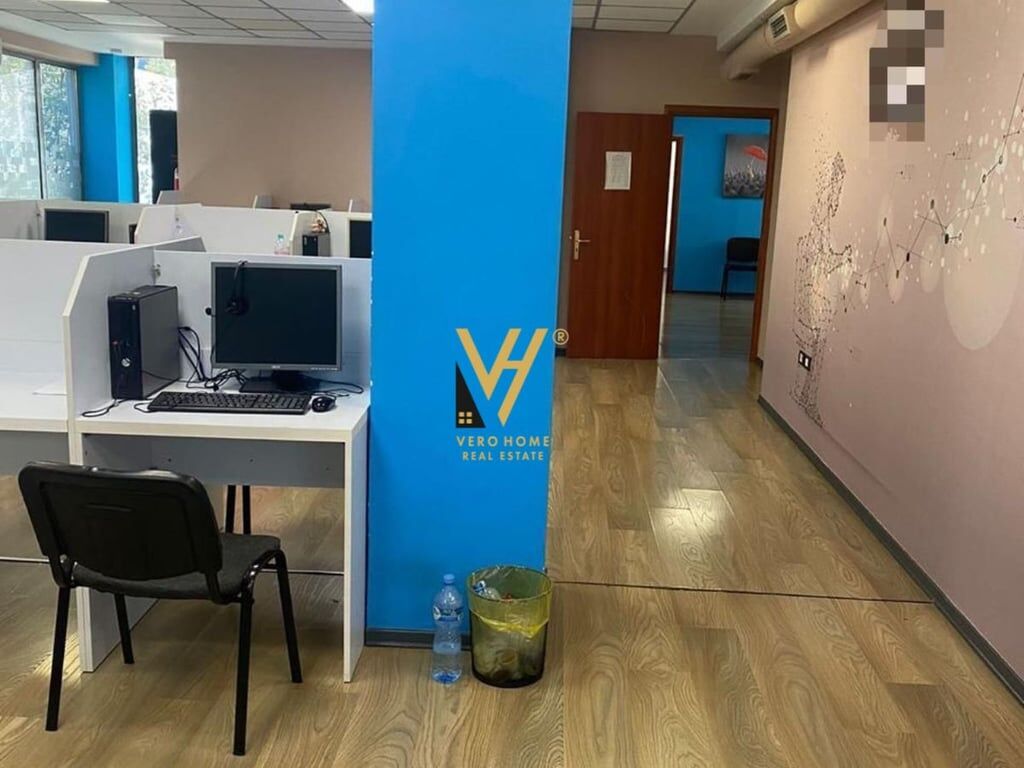 JEPET AMBIENT BIZNESI 280 M2 ME QERA TE SELVIA 3.000 EURO