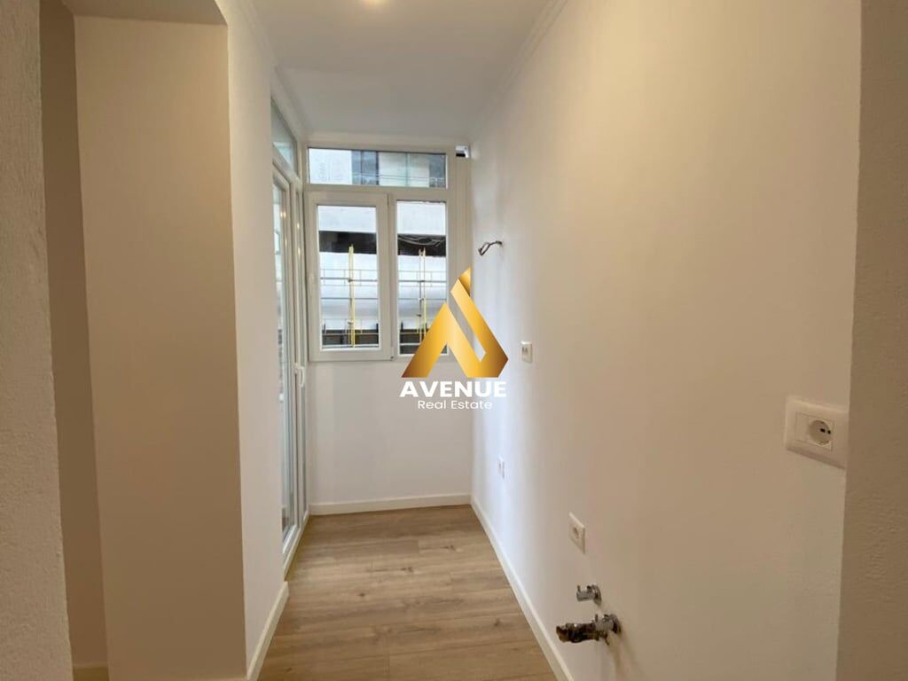 APPARTAMENTO IN VENDITA 2+1+2, VIA DURRESIT, TIRANA