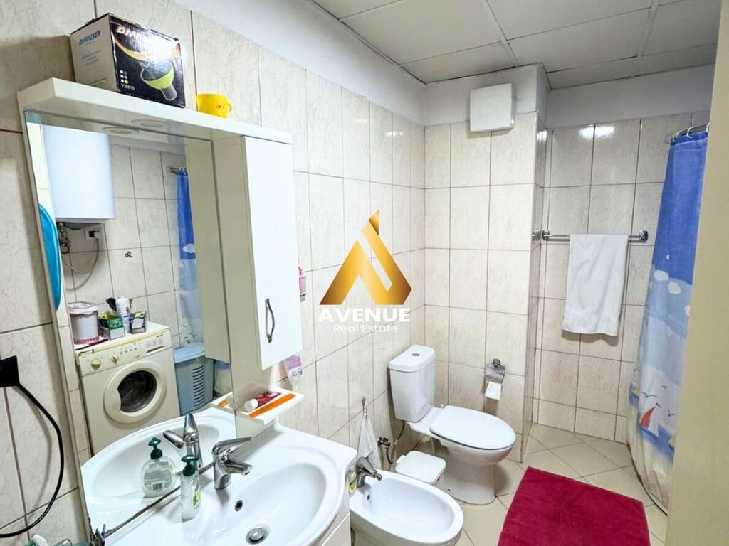 Appartamento in Vendita 2+1, Arredato, Yzberisht, Tirana.