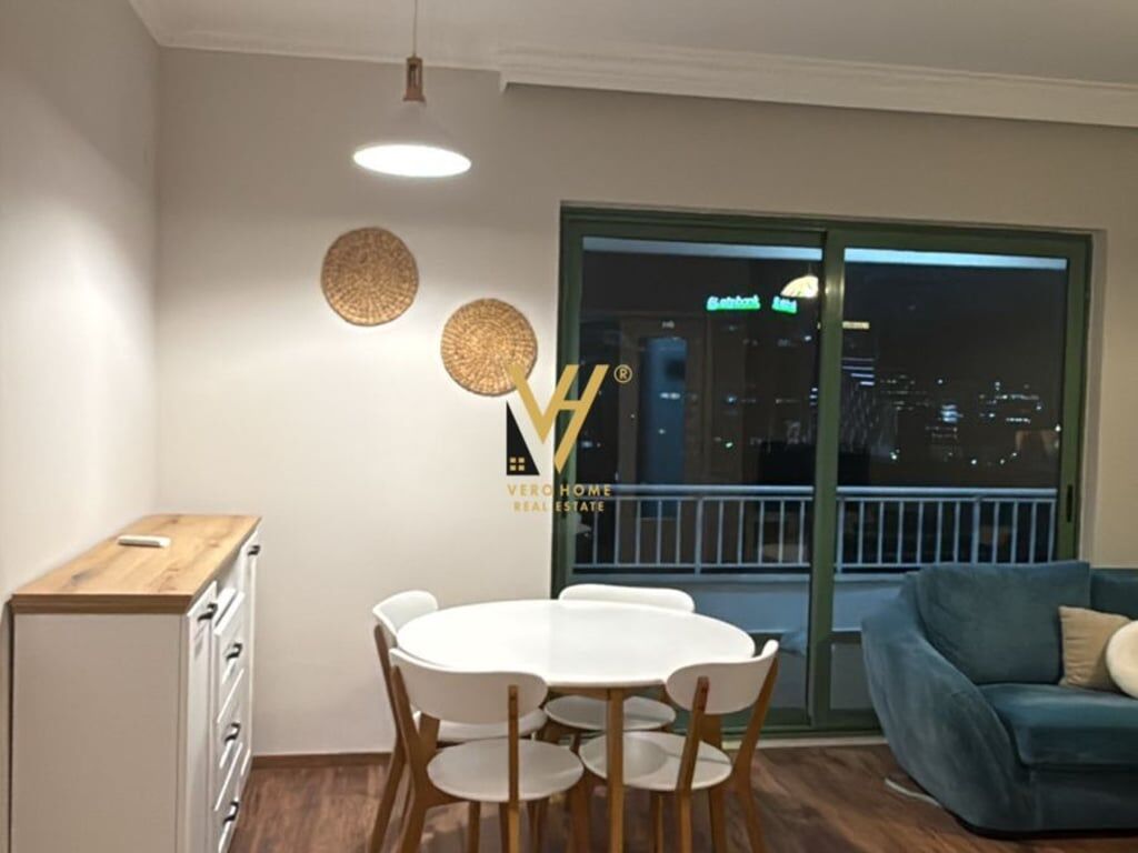 Appartamento 2+1 con Balcone in Affitto a Bllok 1.200 Euro
