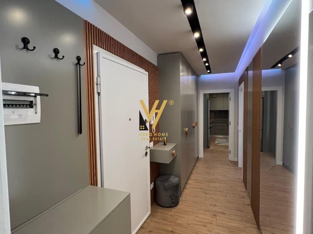 FOR RENT 2+1 APARTMENT WITH PARKING AT 5 MAJI 750 EURO