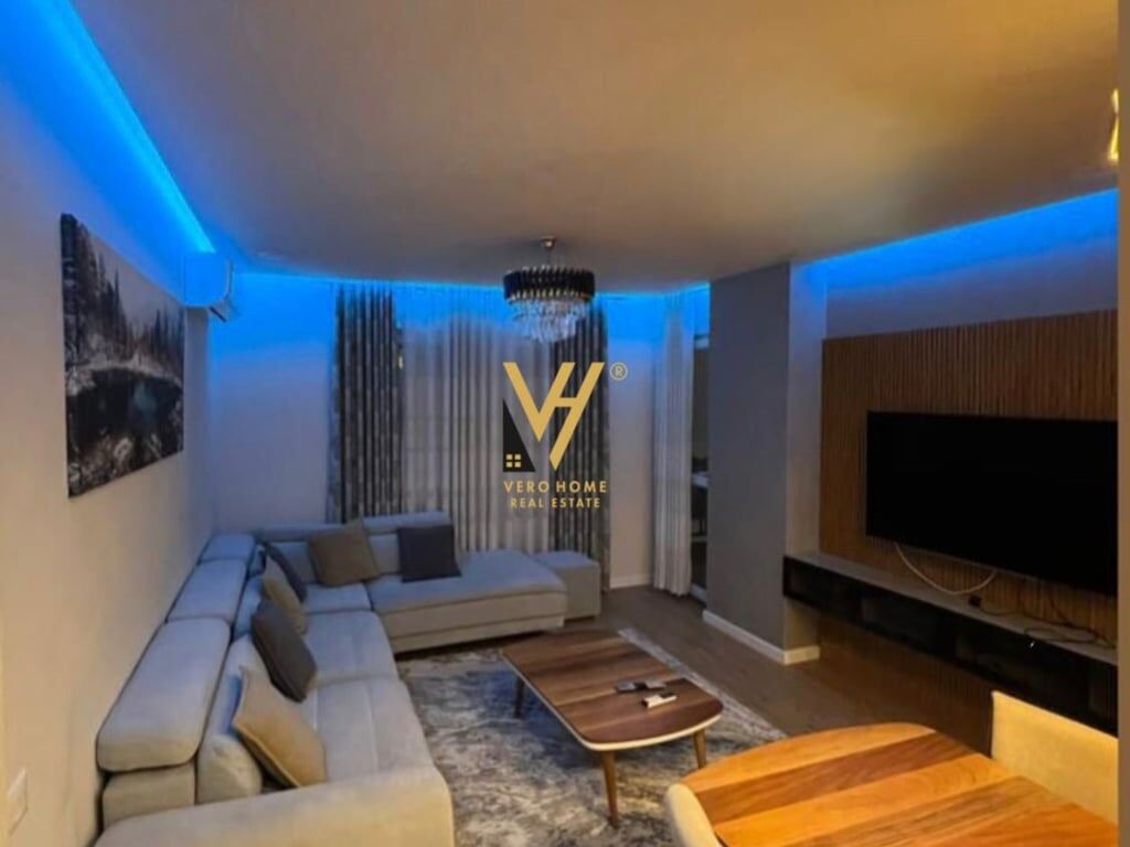 FOR RENT 2+1 APARTMENT WITH PARKING AT 5 MAJI 750 EURO