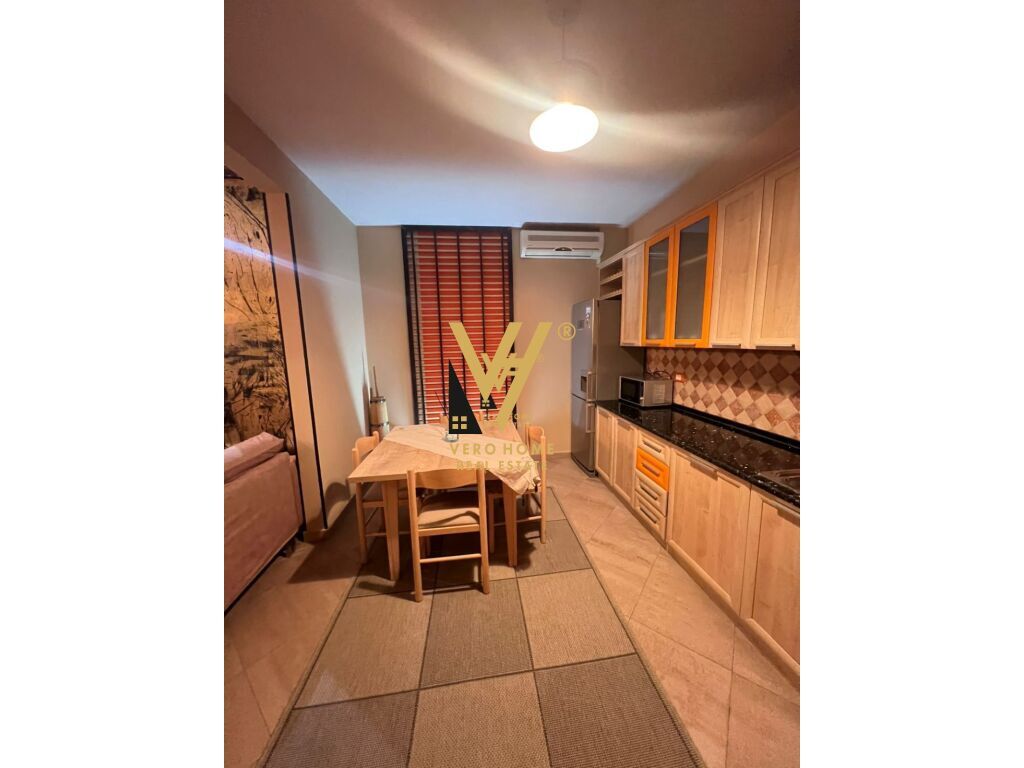Appartamento 3+1 in affitto a Zogu i Zi 1.200 Euro