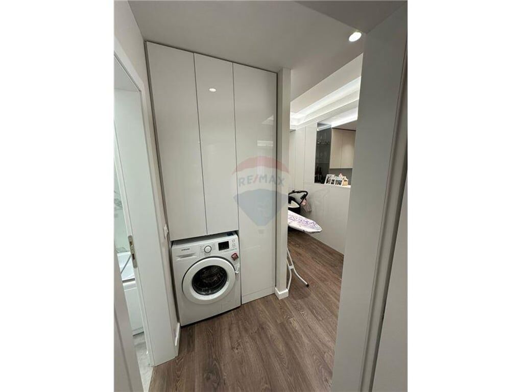 Shitet Apartament 2+1+2,Kodra e Diellit.