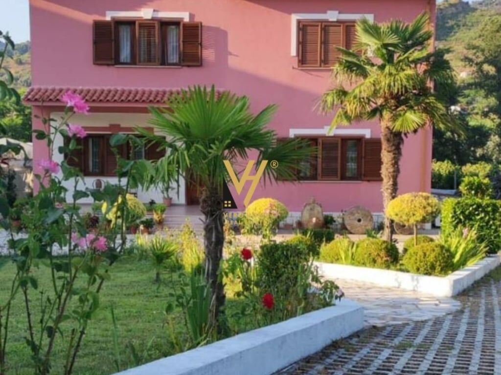 FOR RENT: 2-STOREY VILLA IN NDROQ FOR 1,400 EUROS