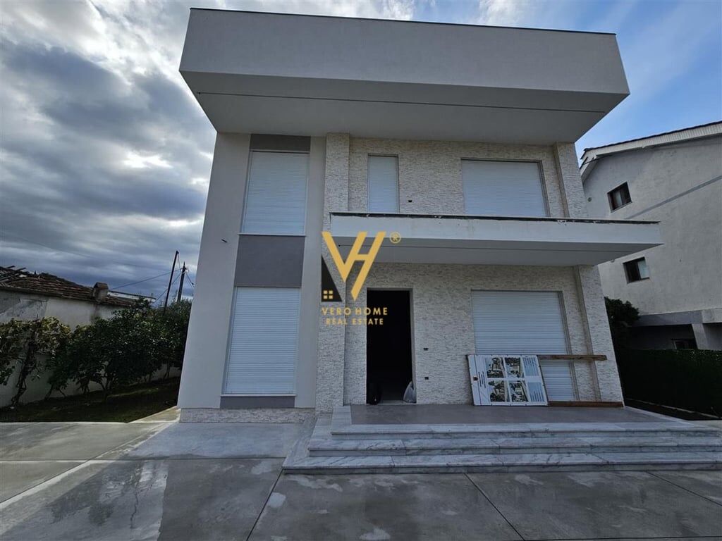 SHITET VILE 2 KATESHE NE PASKUQAN 230.000 EURO