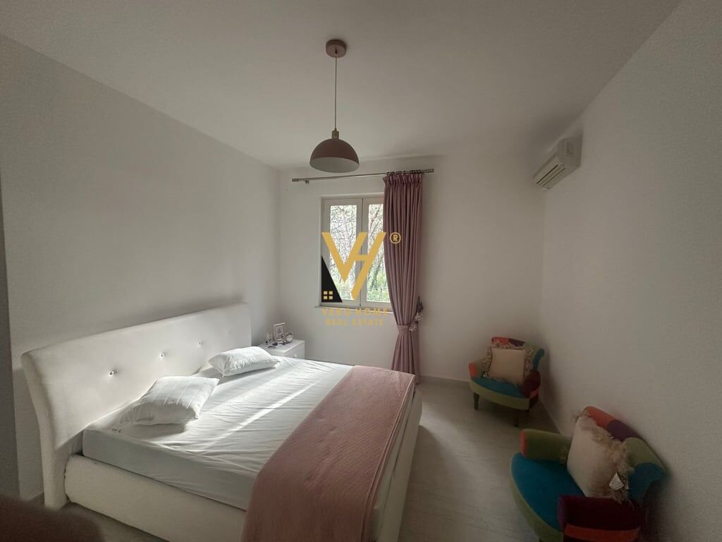 3-Story Villa for Rent in Qerret 3,200 Euro