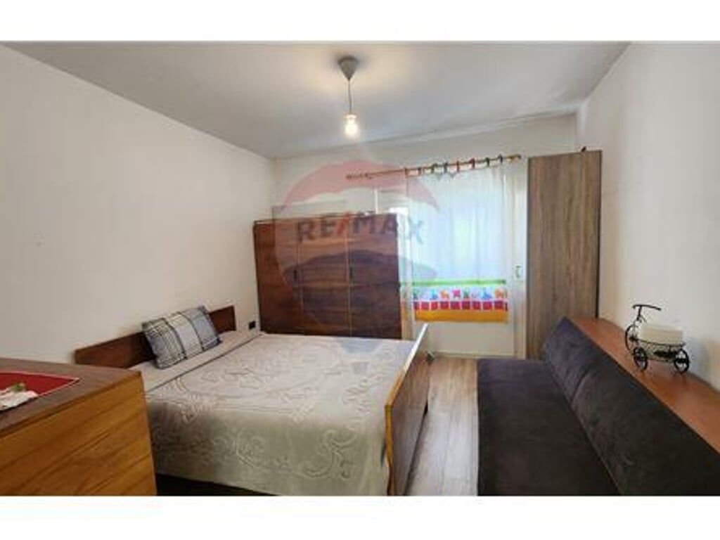 Apartament 2+1 per qira tek Irfan Tomini!