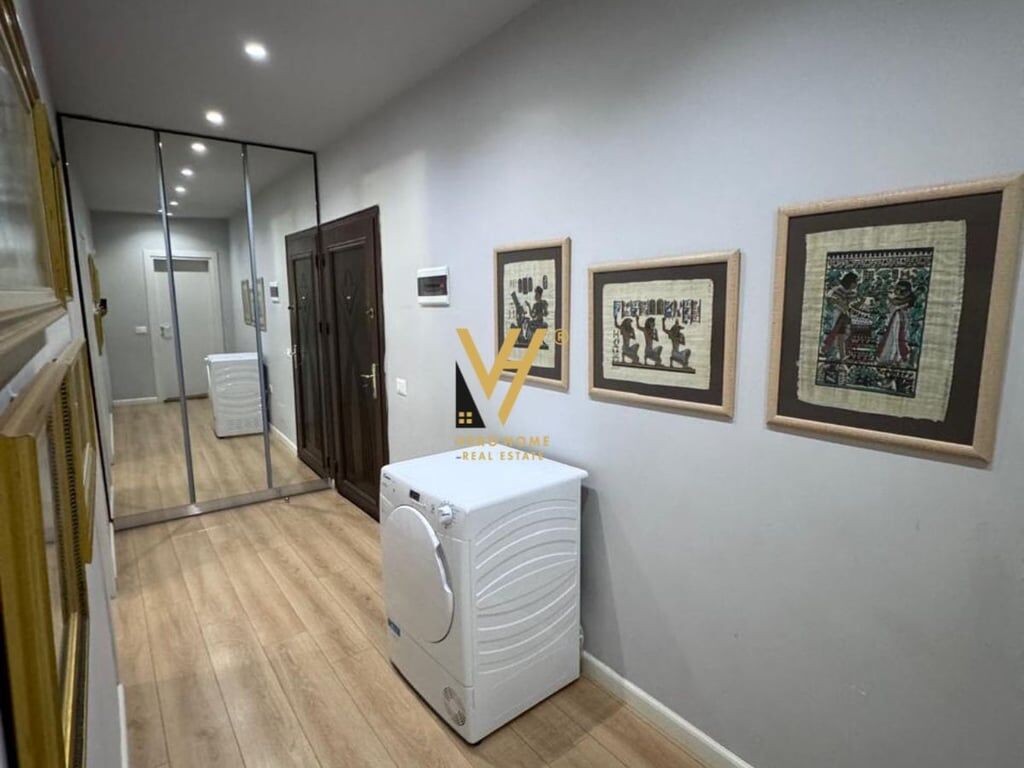 SHITET APARTAMENT 1+1+BLK TE BULEVARDI I RI 135.000 EURO