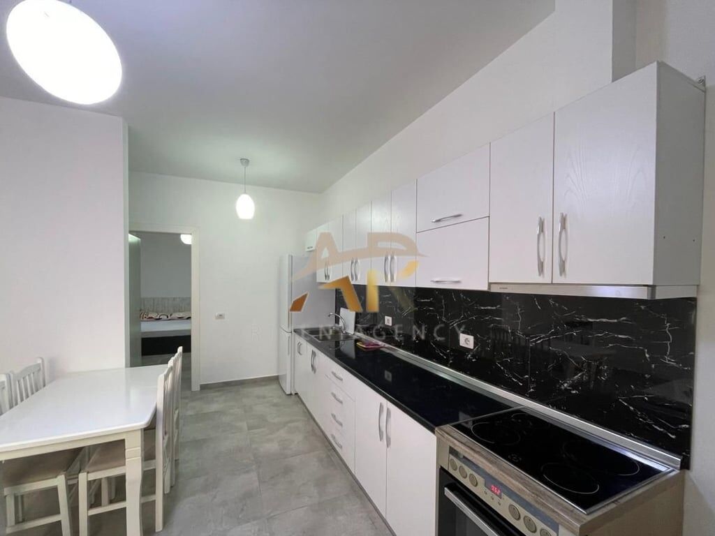 Jepet me qera apartament 1+1 Sauk
