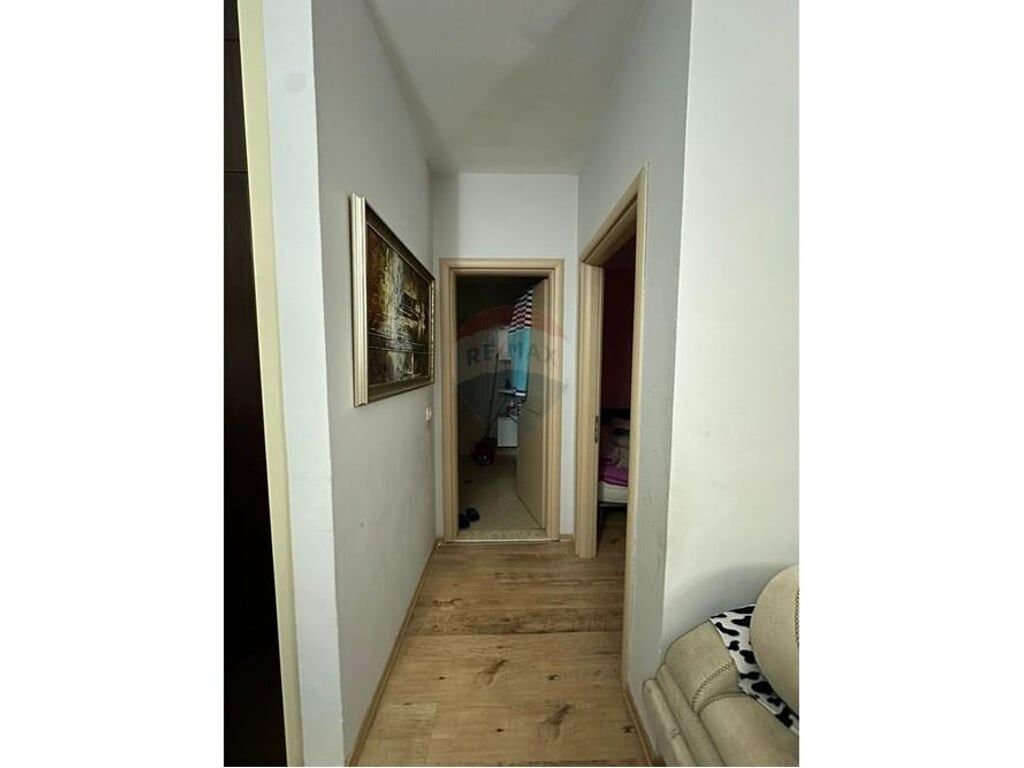APARTAMENT NE SHITJE 1+1