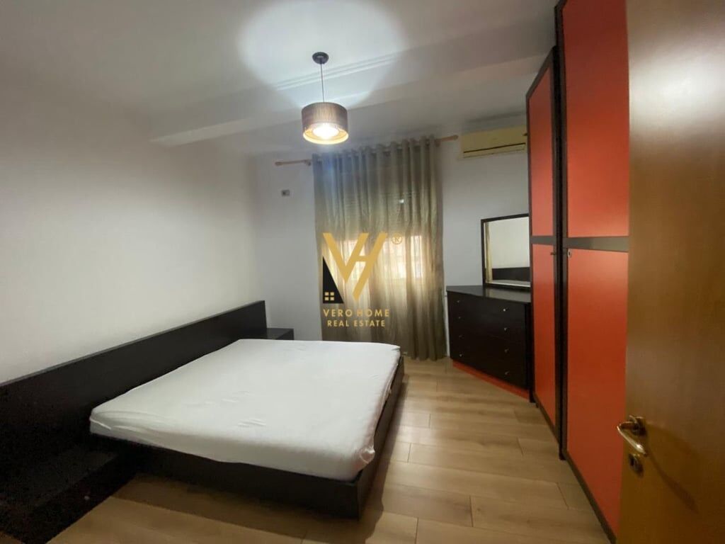 JEPET APARTAMENT 2+1 ME QERA TE STADIUMI DINAMO 65.000 LEKE