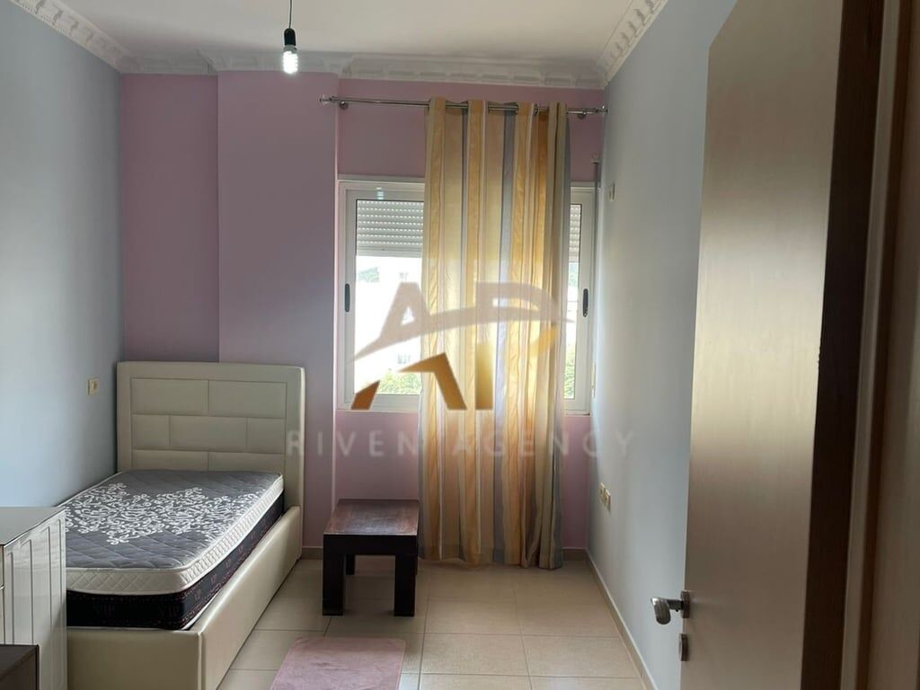 Jepet me qera apartament 2+1 në Fresk