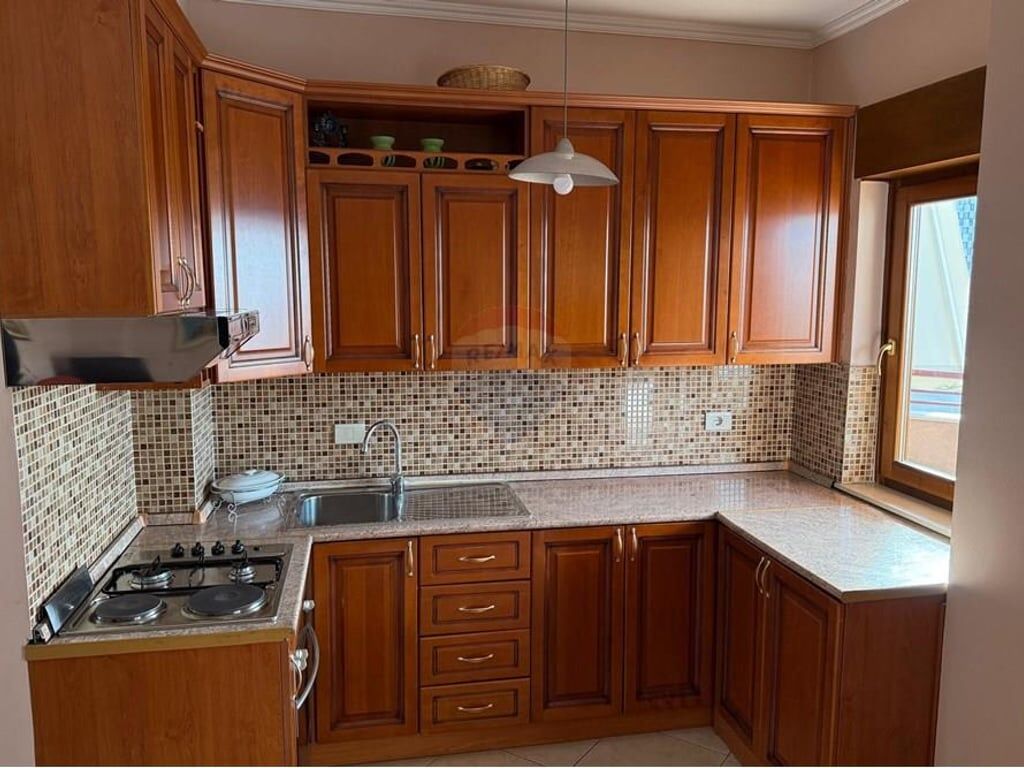 Apartament 1+1 me Qira te 9 Kateshet
